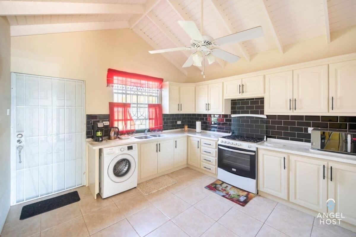 Beachy Cottage I Kitchen I Wi-Fi I Shaded Cabana I Parking Saint Philip Exteriér fotografie